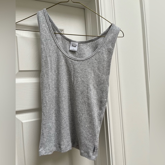 Tna ribbed tank grey size small NWOT - Picture 4 of 6